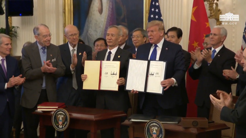 EEUU firma la paz comercial con China