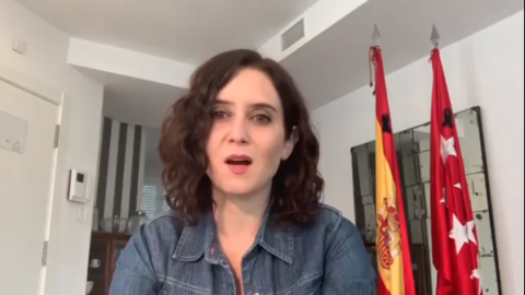 La presidenta de la Comunidad de Madrid, Isabel Díaz Ayuso, desde su apartamento. IG/@ISABELDIAZAYUSO