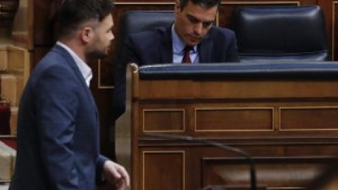 Sánchez salva la cinquena pròrroga de l'estat d'alarma a costa d'afeblir el bloc de la investidura