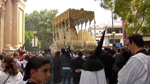 Sevilla suspende la Semana Santa