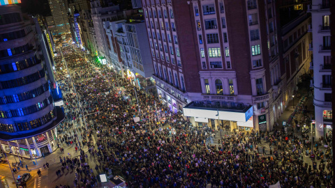 Vista de la manifestación del 8M en la Gran Vía de Madrid.- JAIRO VARGAS