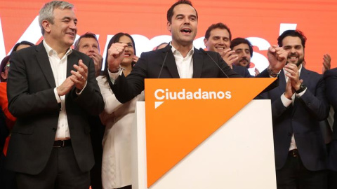 El candidato de Ciudadanos a la Comunicad de Madrid, Ignacio Aguado, durante su comparecencia en la sede del partido para valorar los resultados de las elecciones municipales, autonómicas y europeas. /EFE