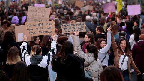 Imagen de la marcha feminista del 8M en Madrid. EFE