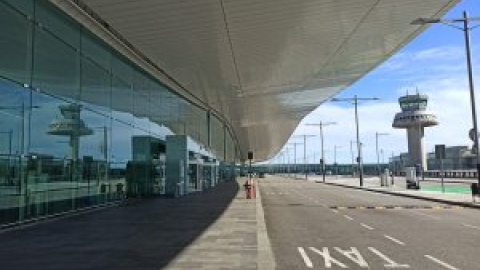 Sense turistes ni viatgers de negocis, El Prat es transforma en un aeroport gairebé fantasma