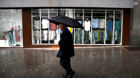 Las lluvias regresan a parte de España acompañadas de una bajada de las temperaturas. Óscar Cañas / Europa Press