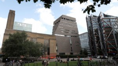 La prensa británica revela la identidad del joven que tiró a un niño desde el mirador de la Tate Modern