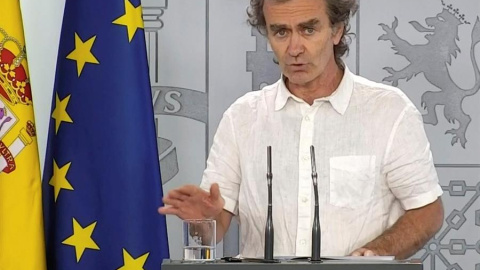 26/05/2020.- Captura de la señal institucional de Moncloa de la rueda de prensa ofrecida este martes por el director del Centro de Alertas y Emergencias Sanitarias, Fernando Simón. / EFE