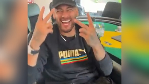 Neymar baila la canción de campaña electoral de Bolsonaro. -TikTok