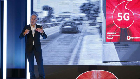 El presidente de Vodafone España, Antonio Coimbra, durante la presentación de los servicios 5G de la compañía en España. (PACO CAMPOS | EFE)