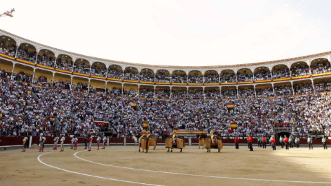 Imagen de archivo de una corrida de toros en las Ventas. EFE