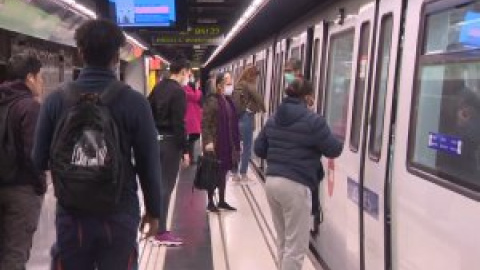 Sánchez anuncia el uso obligatorio de mascarillas en el transporte público