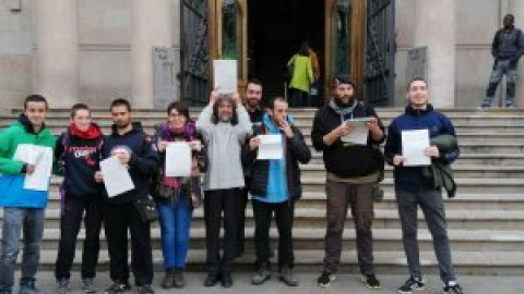 Absolts els activistes dels CDR encausats per fer una asseguda a les escales del TSJC