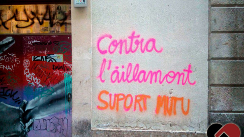 Una pintada al barri del Raval de Barcelona / ACN