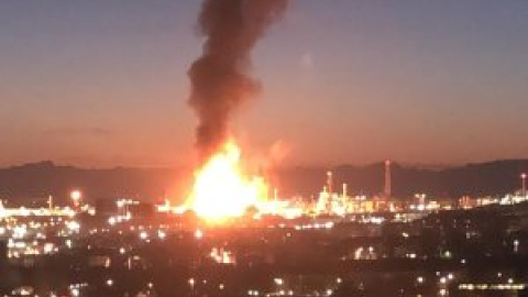 Un mort, un desaparegut i vuit ferits a causa d'una forta explosió a la petroquímica de Tarragona