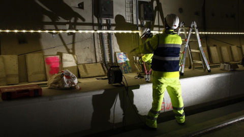 Trabajadores en un túnel. E.P.