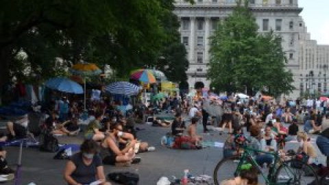 El nuevo 15-M de Nueva York: así es Occupy City Hall, la comunidad a los pies del Ayuntamiento