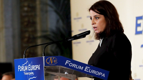 10/02/2020.- La vicesecretaria general del PSOE y portavoz del grupo parlamentario en el Congreso, Adriana Lastra, durante su intervención este lunes en un desayuno informativo, organizado por Nueva Economía Forum. EFE/Ballesteros