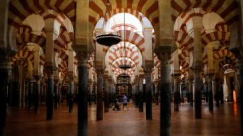 La Junta de Andalucía sale en defensa de los intereses de la Iglesia y recurrirá la sentencia de la Mezquita de Córdoba