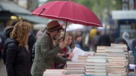 Una quarantena d'editorials independents fa una crida a "desconfinar" llibres per Sant Jordi a través d'internet