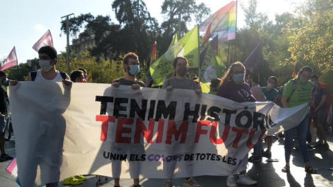 Una de les pancartes en l'inici de la manifestació d'aquesta tarda de dissabte.