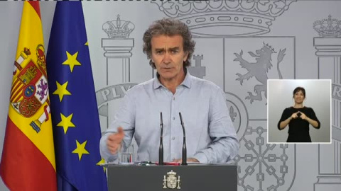 Simón pide prudencia a pesar de "las cifras favorables" porque "existe un riesgo a un temido rebrote"