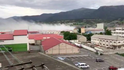 El humo que sale de la fábrica | Bomberos de Zaragoza