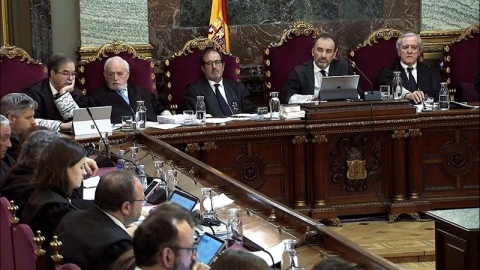 El presidente del tribunal que juzga el procés, Manuel Marchena (2d), durante la sesión de hoy en el Tribunal Supremo./EFE