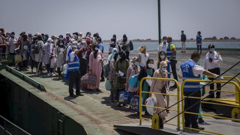 Temporeras marroquíes embarcan de vueta a su país / Mª José López / Europa Press