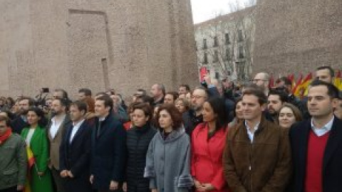 La foto de Colón cambia de color un año después