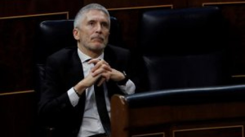 La derecha saca toda su 'artillería' contra Marlaska en el Congreso: ETA, insultos y querellas contra altos cargos de Interior