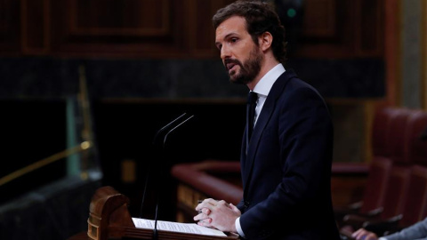 06/05/2020.- El líder del PP, Pablo Casado durante su intervención en el pleno del Congreso. / EFE - J.J. Guillén