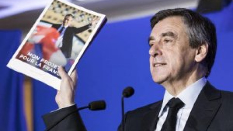 Fillon recibió dinero de los dos hijos a los que contrató con fondos públicos