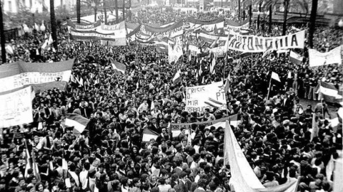  Manifestación del 4 de diciembre de 1977 en Cádiz por la autonomía de Andalucía. EFE