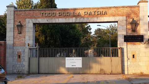 Cuartel de la Guardia Civil con el lema 'Todo por la patria'.- ARMH