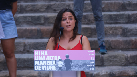 La diputada de la CUP-CC Maria Sirvent en la presentació de la campanya 'Hi ha una altra manera de viure'. ACN/Mariona Puig