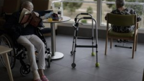 PSOE y Unidas Podemos acuerdan garantizar la atención sanitaria en residencias e inspecciones periódicas