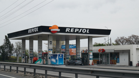 Una estación de servicio de Repsol en Madrid. E.P./Óscar J.Barroso