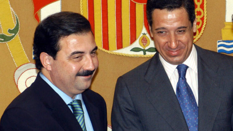 Fernando Castelló y Eduardo Zaplana, en 2003 | EMILIO NARANJO/EFE