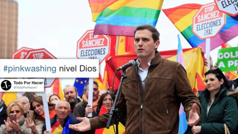 “Pinkwashing de libro”: los tuiteros analizan la foto de Albert Rivera con banderas LGTB en Colón