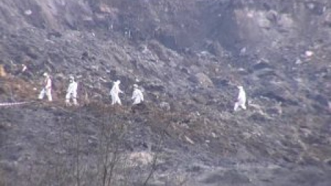 Los residuos de amianto y la inestabilidad del terreno complican los trabajos en el vertedero de Zaldibar (Vizcaya)