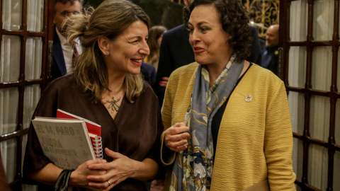 Yolanda Díaz y Magdalena Valerio en el Congreso