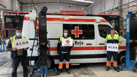 Alsa colabora en la limpieza y desinfección de vehículos de la Cruz Roja. E.P.