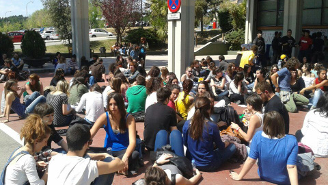 Los estudiantes, durante la ocupación del campus de Bellatera de la UAB.