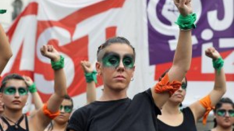 Marchas feministas en Buenos Aires exigen la legalización del aborto