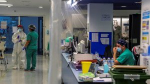 La precariedad, el agotamiento y la descoordinación hacen mella en los sanitarios en medio de la emergencia