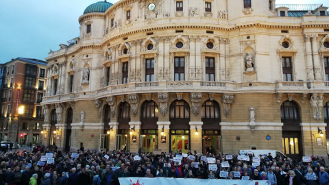 Concentración contra la precariedad en Bilbao