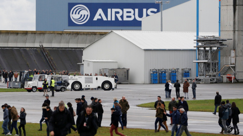 Las instalaciones de Airbus en Colomiers cerca de Toulouse, durante la presentación del Airbus A350-1000. REUTERS/Regis Duvignau