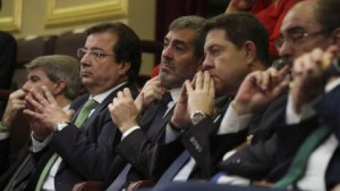 Page, Vara y Lambán, los tres versos sueltos del PSOE de Sánchez