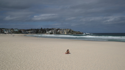 Playa de Sidney, desierta por la pandemia del coronavirus. REUTERS