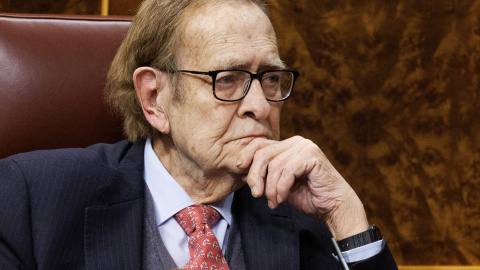 El candidato de la moción de censura, profesor y economista Ramón Tamames, durante la segunda sesión de la moción de censura, en el Congreso de los Diputados, a 22 de marzo de 2023, en Madrid (España). Foto: Eduardo Parra / Europa Press